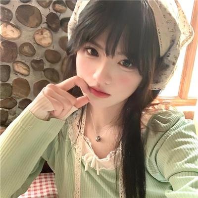雏燕鸣春封面
